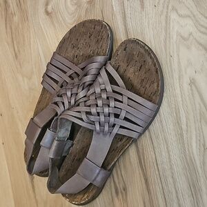 Merrell Women's Tan Women Sandals Size 9